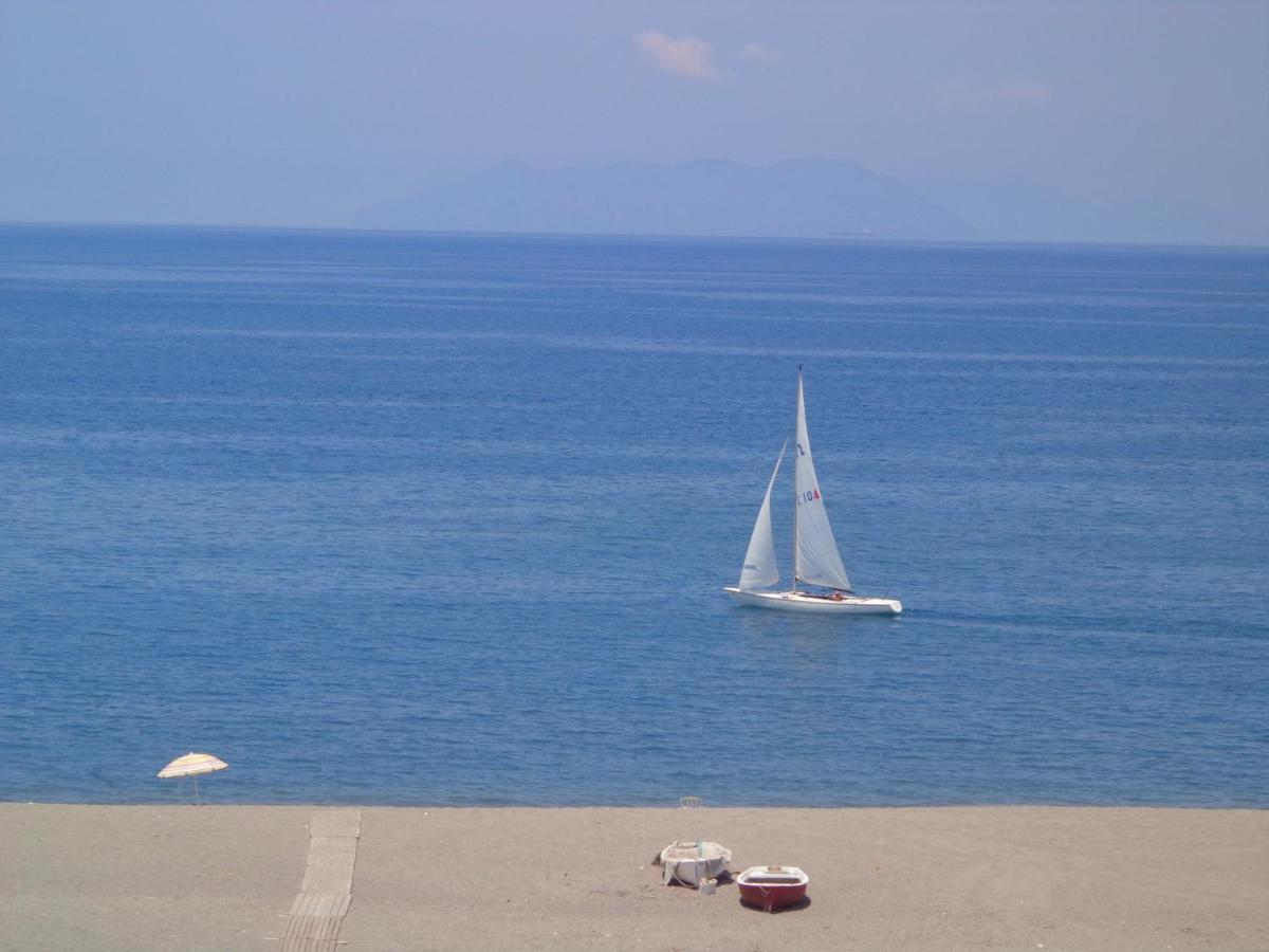 Vacanze Al Mare Patrizia'S Sweet Home Terme Vigliatore Εξωτερικό φωτογραφία