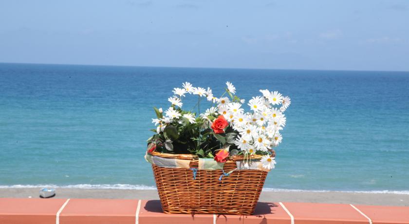 Vacanze Al Mare Patrizia'S Sweet Home Terme Vigliatore Δωμάτιο φωτογραφία