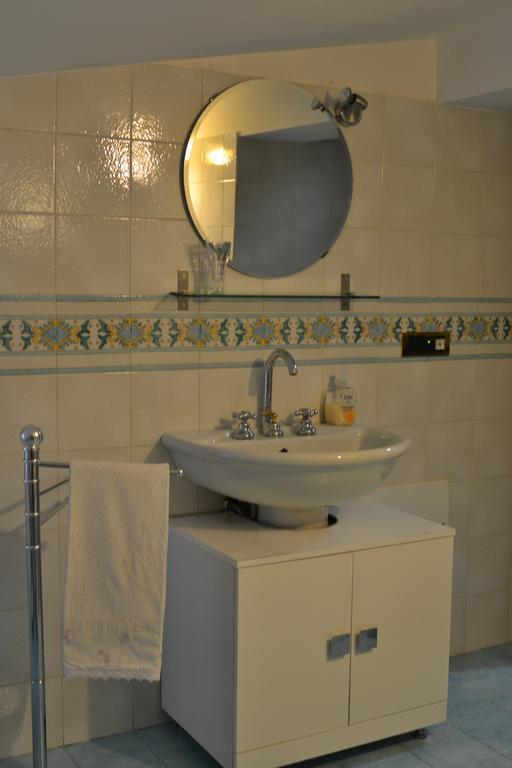 Vacanze Al Mare Patrizia'S Sweet Home Terme Vigliatore Δωμάτιο φωτογραφία